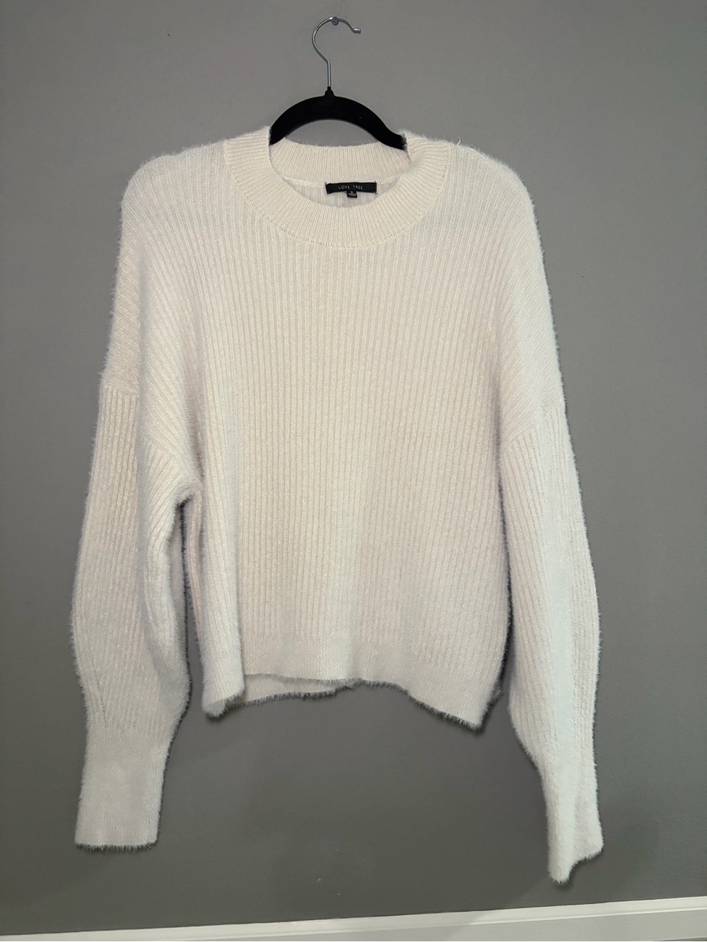 Love Tree Cozy Cream Fuzzy Ribbed Knit Crewneck Sweater Pullover Small Comfy